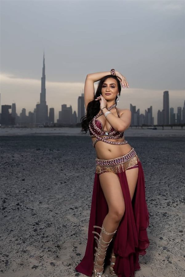 Jiji Bellydance performance